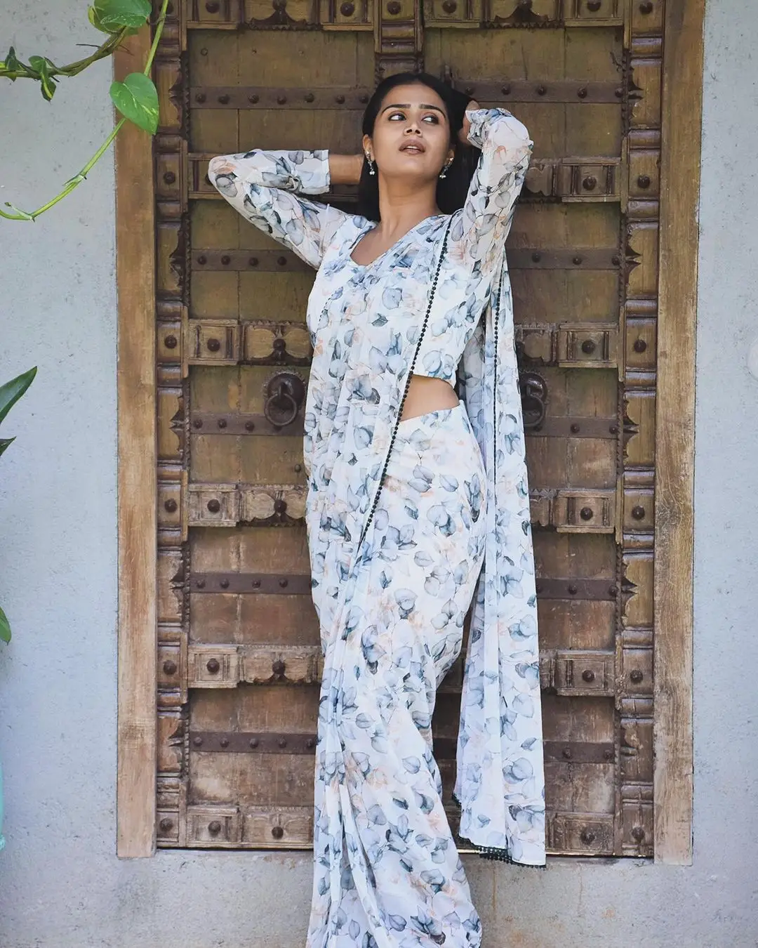 Indian Girl Kavya Shree In Traditional White Saree Blouse